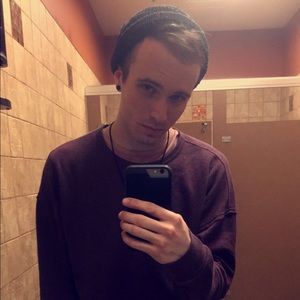 Meet your Posher, Logan